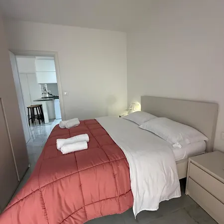 Luxury Garden Building 17th Floor Appartement Tirana